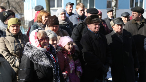 Воронежцы из поврежденного взрывом газа дома вернулись в свои квартиры