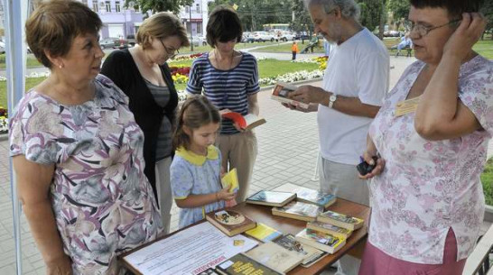 В Никитинской библиотеке открылась летняя читальня