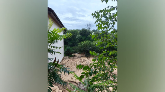 Оперативные службы работают в усиленном режиме после схода селя под Воронежем