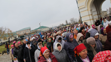 Хохольцы отметили престольный праздник Казанского храма