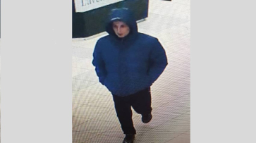 Воронежские полицейские объявили в розыск подозреваемого в нападении на офис займов