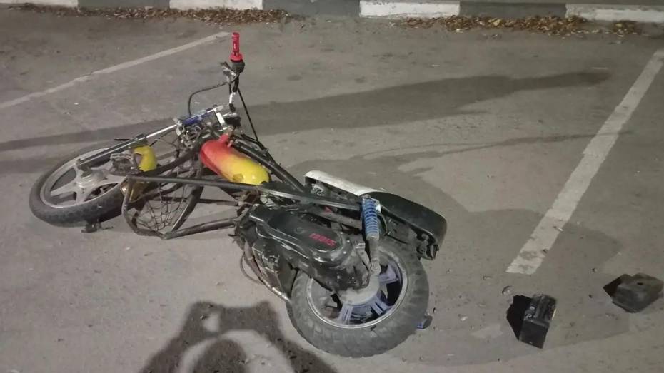 В Воронежской области 16-летний мотоциклист без прав спровоцировал ДТП