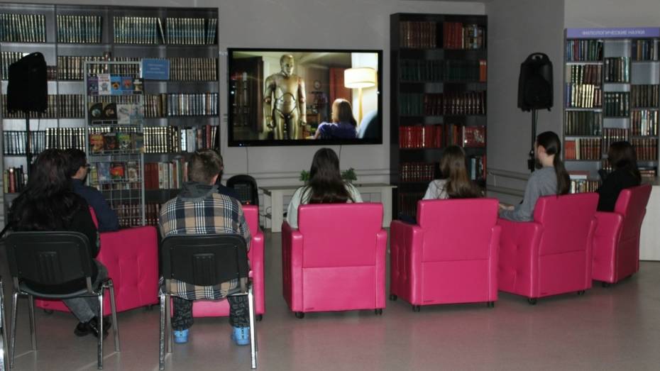 Борисоглебцев пригласили посмотреть фильм «Машина времени»