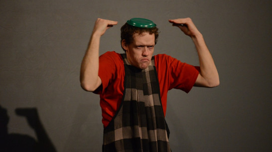 Нижегородский театр «Пиано» показал в Воронеже спектакль-пантомиму