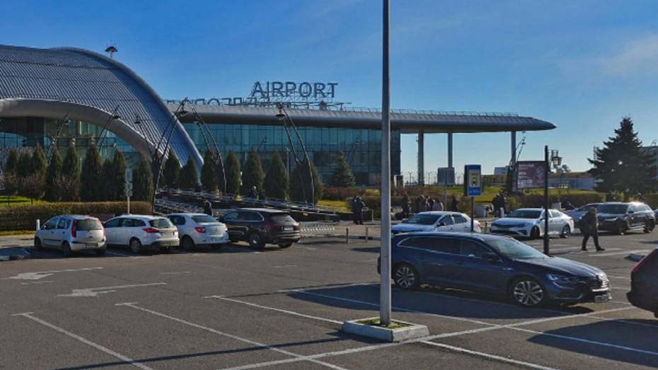 Беспилотник упал на территории аэропорта в Белгороде