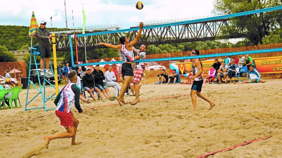Борисоглебцев позвали на межрегиональный турнир по пляжному волейболу 7 и 8 июля