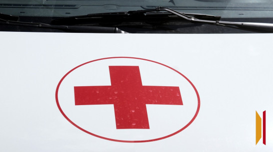 Молодому упаковщику отрезало пальцы пилой на производстве под Воронежем