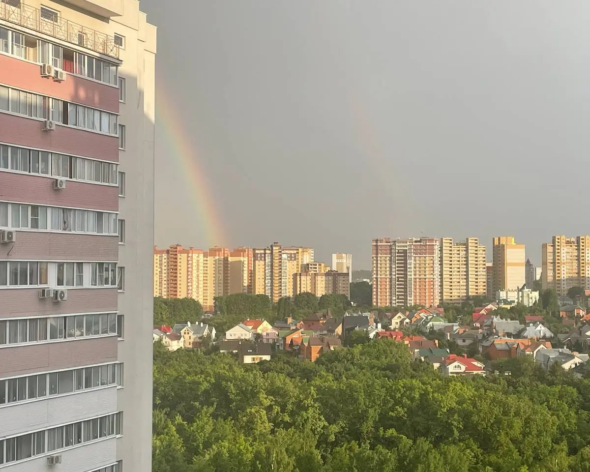 После сильного града в Воронеже появилась радуга