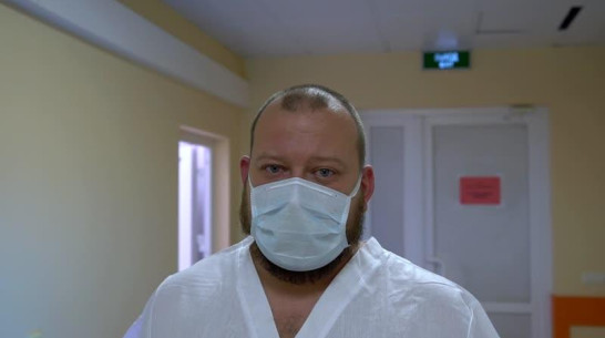 «Медучреждения захлебываются». Реаниматолог БСМП попросил воронежцев носить маски