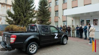 Представители Духовного управления мусульман Воронежской области передали в зону СВО пикап