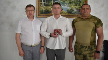 Связиста – участника СВО из Воронежской области наградили орденом Мужества