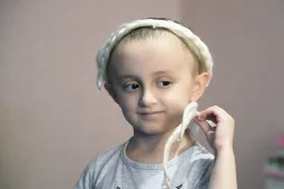 «Мечтаю о косе!» У больной раком девочки из Воронежа есть шанс на спасение