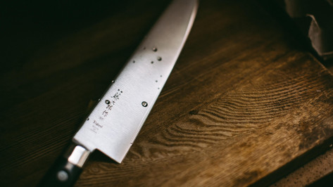 Окровавленный мужчина в воронежском «Магните» порезал себя ножом с витрины