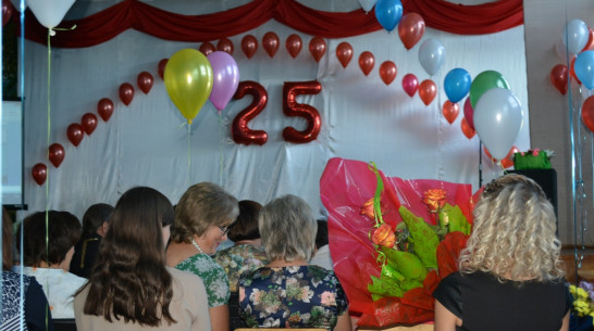 Нижнедевицкая СОШ отметила 25-летний юбилей