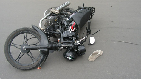 В Каширском районе подросток на родительском автомобиле сбил ровесников на мотоцикле