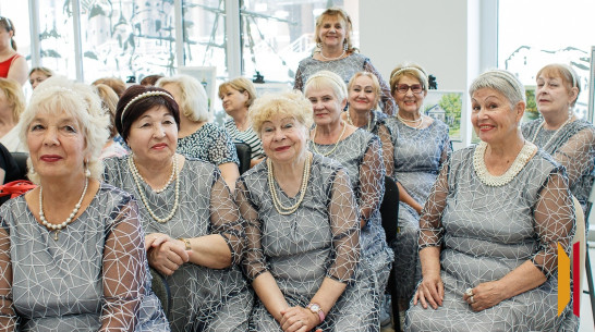 Губернатор Александр Гусев обратился к воронежцам старшего поколения с теплыми словами