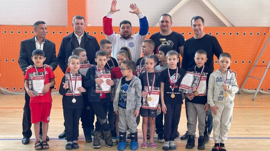 Лискинцы завоевали «золото» на открытых соревнованиях по полноконтактному рукопашному бою