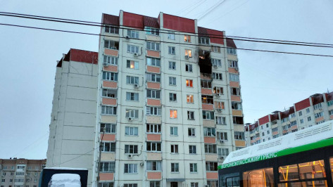 Воронежский губернатор: после атаки беспилотников повреждения получили 35 квартир трех домов на улице Тепличной