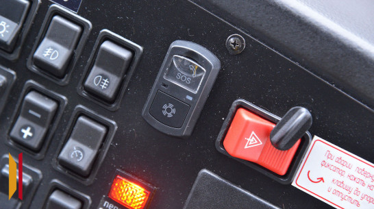 Автобус с пассажирами попал в ДТП с фурой в Воронеже возле цирка