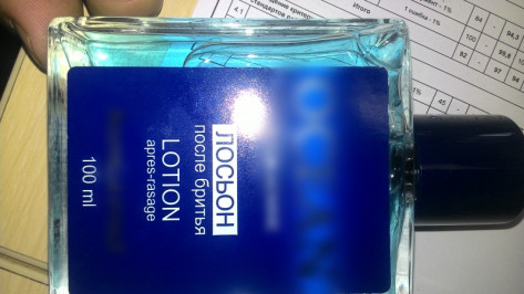 Полиция нашла 450 флаконов спиртосодержащей жидкости в 3 магазинах Воронежа