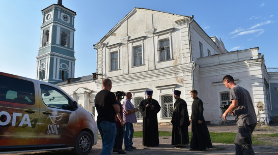 В Павловске прошли съемки сюжета о Преображенском соборе для проекта телеканала «Спас»