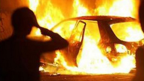В Подгоренском районе в результате ДТП сгорел автомобиль