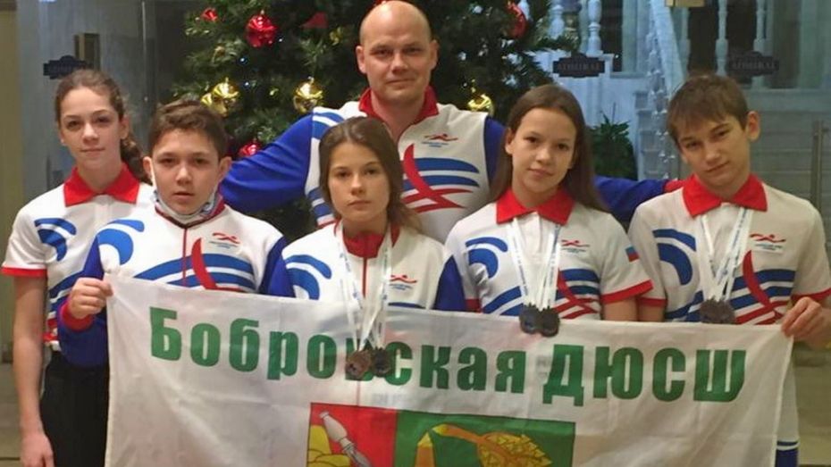 Бобровские пловцы взяли 2 «золота» на Республиканских соревнованиях детской лиги