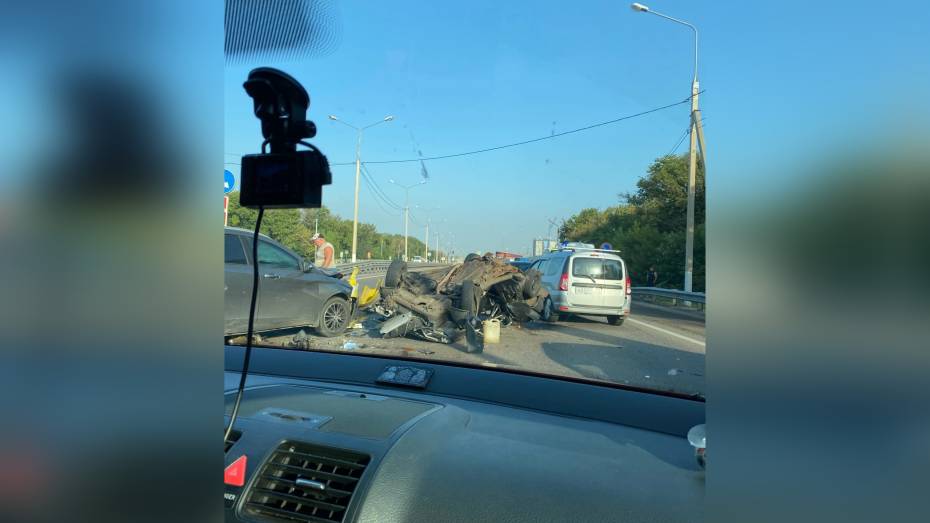 Авария на въезде в Воронеж спровоцировала пробку