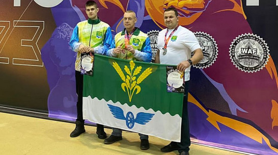 Поворинцы выиграли 3 «серебра» на чемпионате мира по пауэрлифтингу