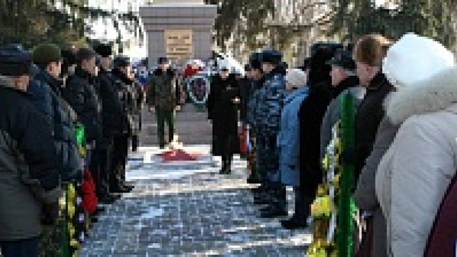 В Боброве впервые отметили День памяти неизвестного солдата