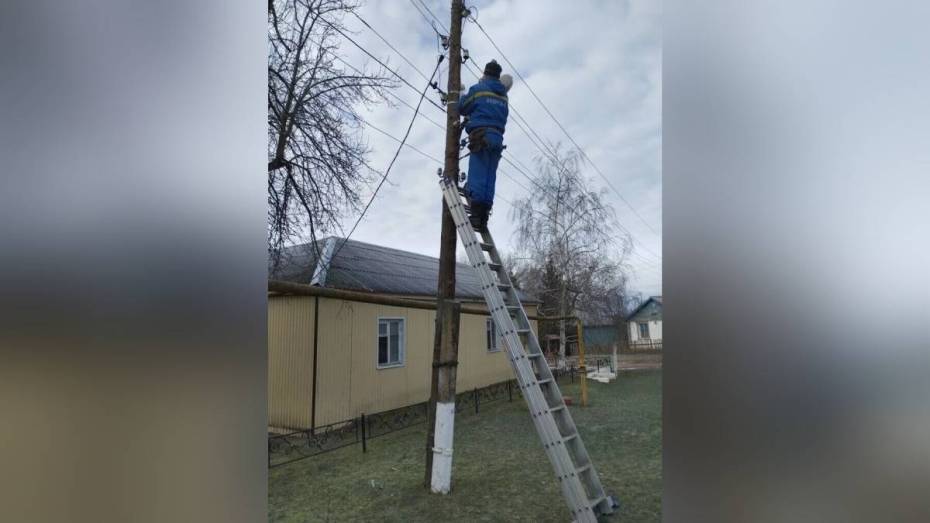 В двух кантемировских селах и хуторе установили 188 светильников