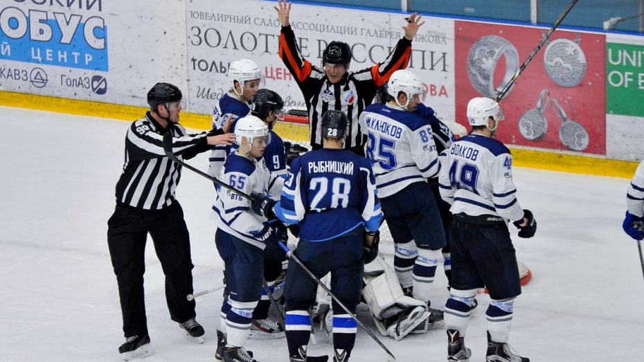 Фото РИА «Воронеж»: Как хоккеисты «Бурана» сыграли с «Динамо» из Балашихи