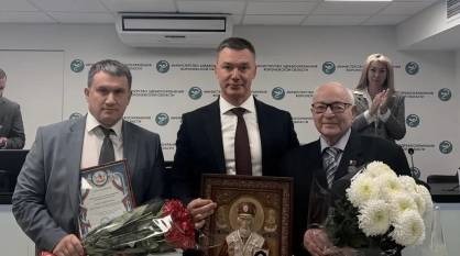 В Воронеже поздравили с 95-летием заслуженного врача РФ Петра Кошелева