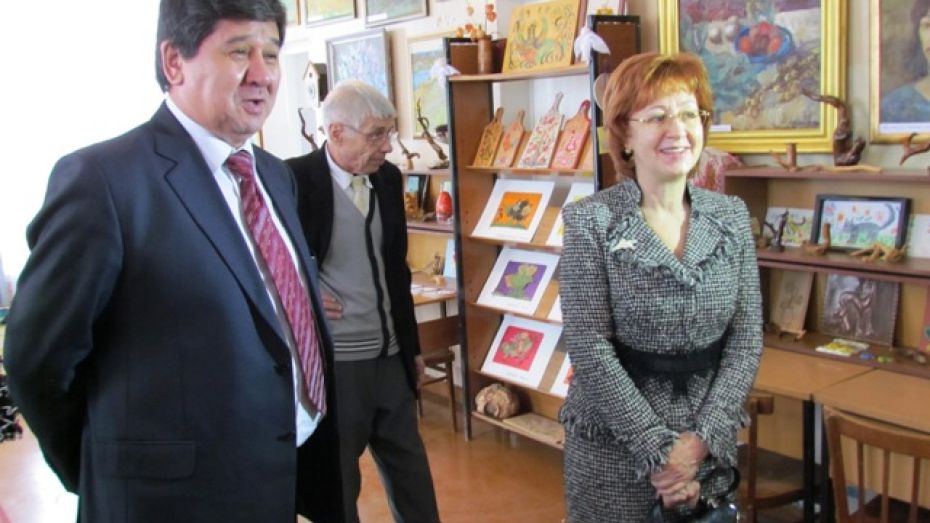  Татьяна Гордеева пообещала помогать одаренным детям Нижнедевицкого района