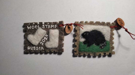 Воронежские мастера впервые в России изготовили коллекцию марок из войлока