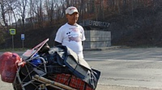 Слепой марафонец из Якутии пробежит через Воронеж в Севастополь