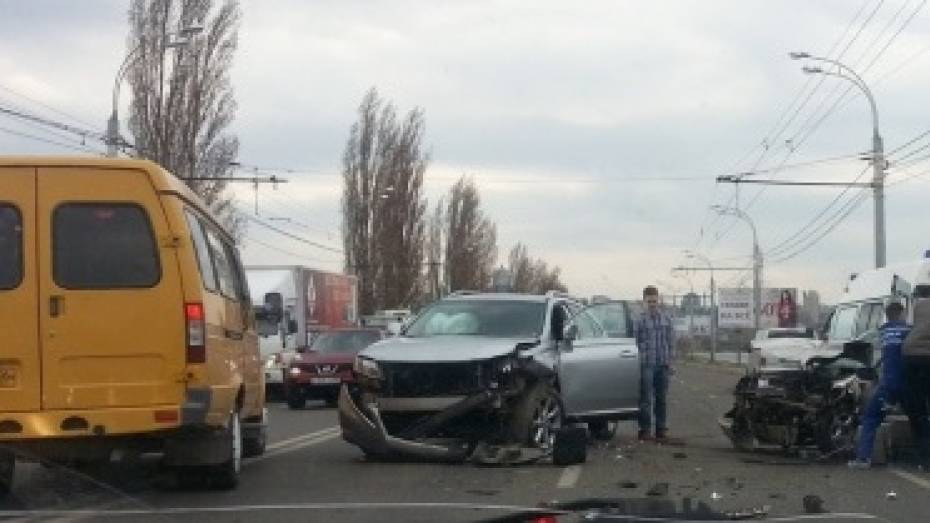 24 апреля на дорогах Воронежской области было ранено семь человек