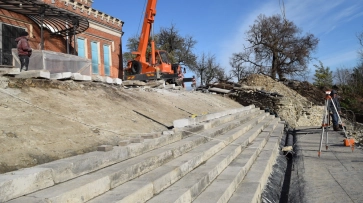 В Рамони восстановят лестницу и парковые объекты во дворцовом комплексе Ольденбургских