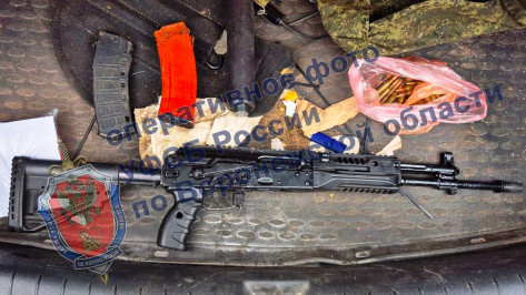 Автомат, карабин и ручные гранаты: воронежский пенсионер отправился в колонию за склад оружия дома