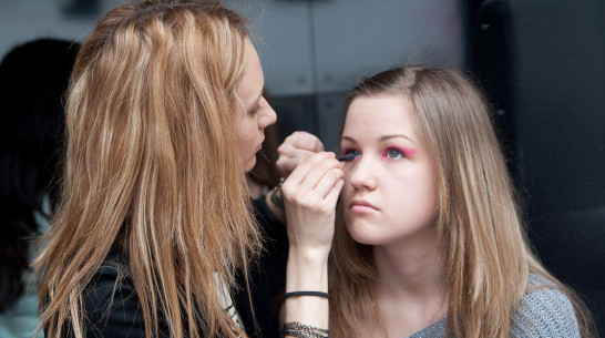 Воронеж оказался в числе миллионников с дефицитом салонов красоты