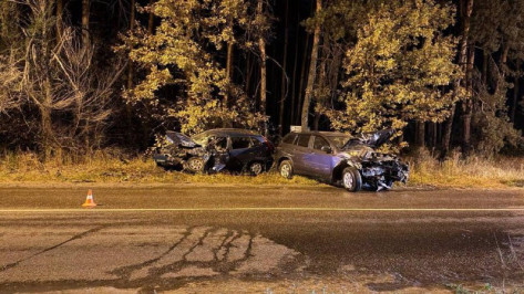 Пьяный воронежец вылетел на встречку и врезался в Nissan Almera: есть пострадавший