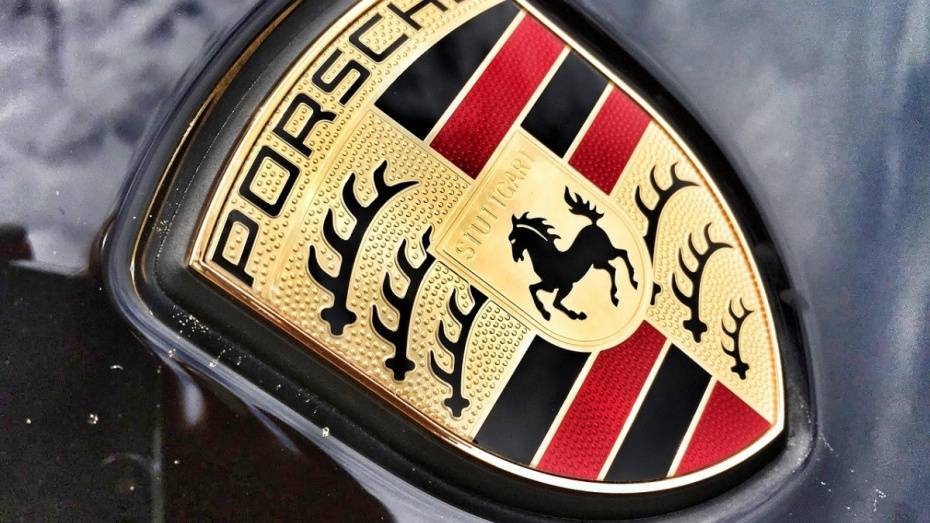 В Воронеже автомошенник «продал» Porsche Cayenne за 3,9 млн рублей