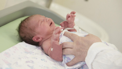 Младенцев будут проверять на СМА и еще 35 патологий в Воронежской области в 2023 году