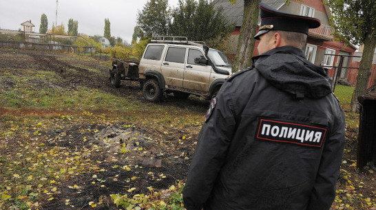 В Воронеже бывший полицейский выманил у бизнесмена 5 млн, обещая уладить щекотливый вопрос 