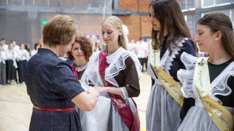 Нововоронежская АЭС по итогам учебного года отметила подарками свыше 400 школьников-отличников города