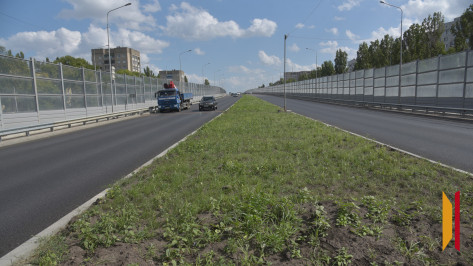 Работы на проезжей части Остужевской развязки завершат к 1 октября