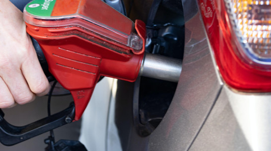 Среднюю зарплату воронежцев посчитали в литрах дизельного топлива