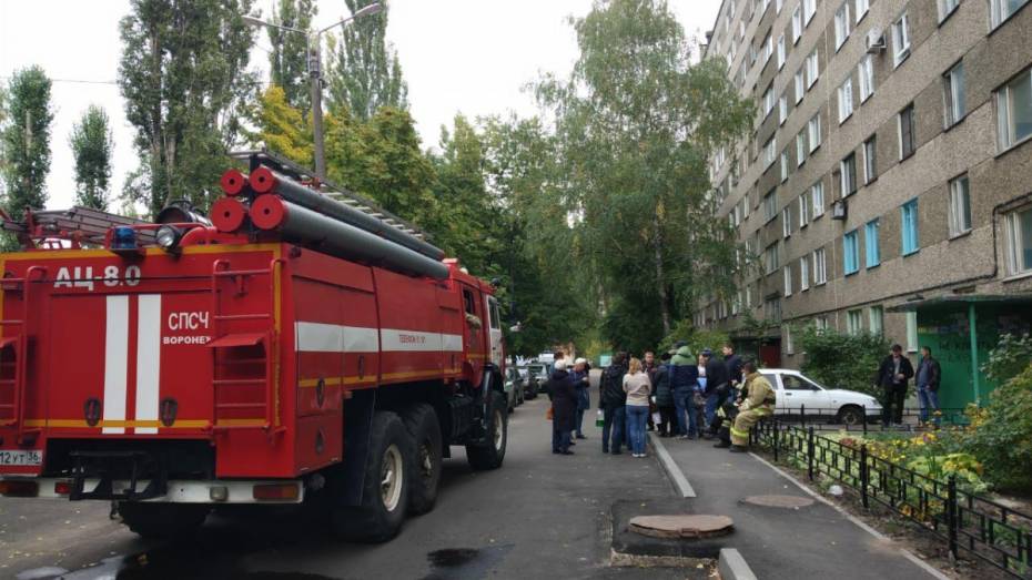 МВД: после эвакуации в доме на улице Хользунова в Воронеже умер пенсионер