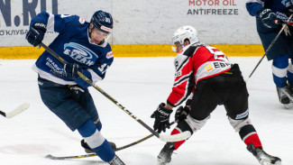 Воронежский «Буран» уступил в домашнем матче «Металлургу» из Новокузнецка