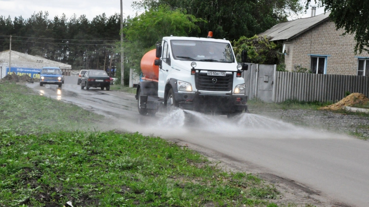 Погода репьевка воронежская область на 10 дней. Автобус Репьевка. Автобус Репьевка Осадчей. Репьевская станция скорой помощи Воронежская область. Праздничные мероприятия Репьевка Воронежская область 6 августа 2022.